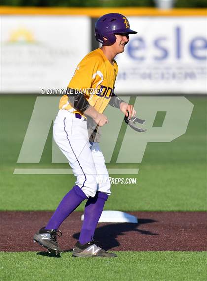 Thumbnail 3 in Pottsboro vs Edgewood (UIL 3A Region 2 Area Playoff) photogallery.