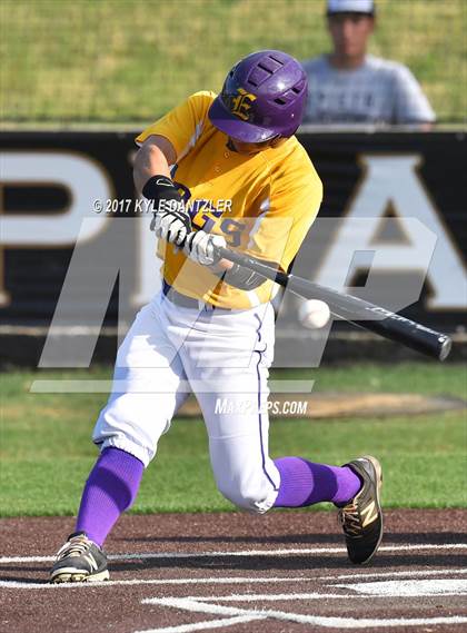 Thumbnail 3 in Pottsboro vs Edgewood (UIL 3A Region 2 Area Playoff) photogallery.