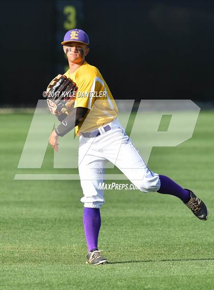Thumbnail 3 in Pottsboro vs Edgewood (UIL 3A Region 2 Area Playoff) photogallery.