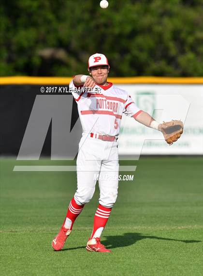 Thumbnail 3 in Pottsboro vs Edgewood (UIL 3A Region 2 Area Playoff) photogallery.