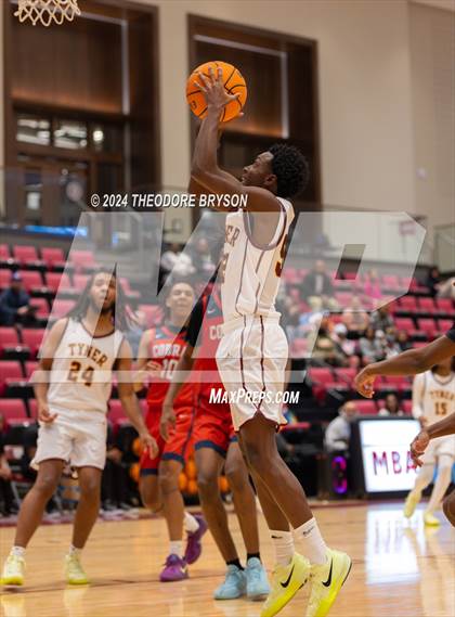 Thumbnail 1 in Whites Creek vs. Tyner Academy (Ted McClain Christmas Classic) photogallery.