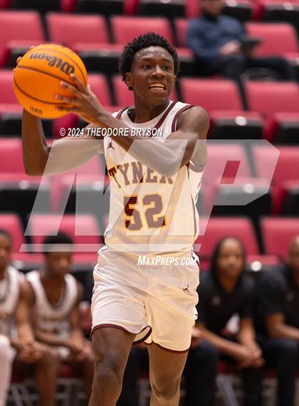 Thumbnail 2 in Whites Creek vs. Tyner Academy (Ted McClain Christmas Classic) photogallery.