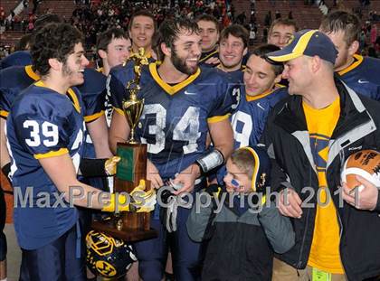 Thumbnail 3 in Coldwater vs. Kirtland (OHSAA D5 Final) photogallery.