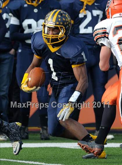 Thumbnail 2 in Coldwater vs. Kirtland (OHSAA D5 Final) photogallery.