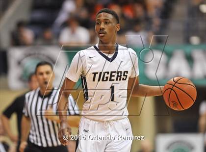 Thumbnail 2 in Escondido vs. Morse (CIF SDS D1 Final) photogallery.
