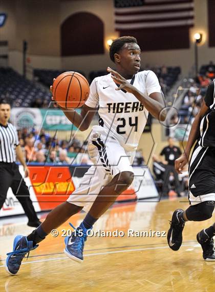 Thumbnail 2 in Escondido vs. Morse (CIF SDS D1 Final) photogallery.