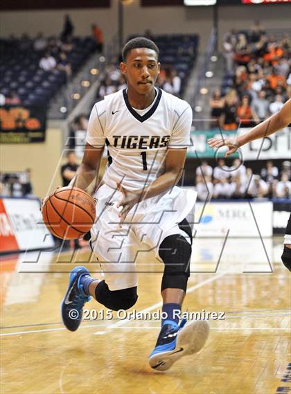 Thumbnail 3 in Escondido vs. Morse (CIF SDS D1 Final) photogallery.