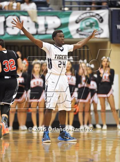 Thumbnail 2 in Escondido vs. Morse (CIF SDS D1 Final) photogallery.