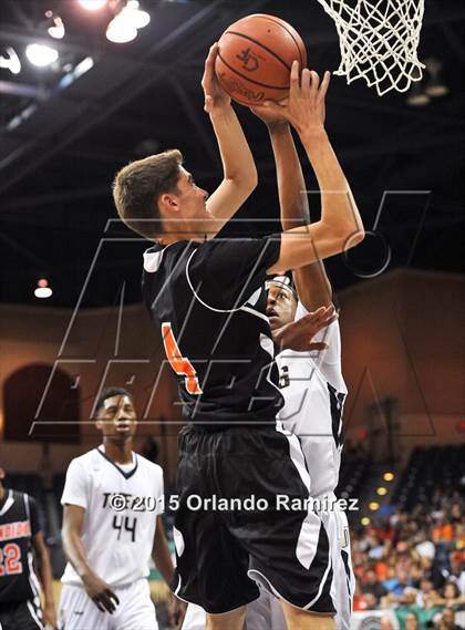 Thumbnail 2 in Escondido vs. Morse (CIF SDS D1 Final) photogallery.