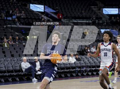 Thumbnail 3 in Loyola vs Chaminade (Trinity-Mission League Showcase) photogallery.
