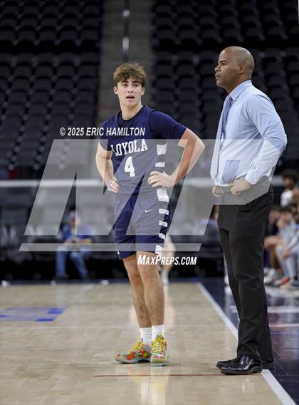 Thumbnail 2 in Loyola vs Chaminade (Trinity-Mission League Showcase) photogallery.