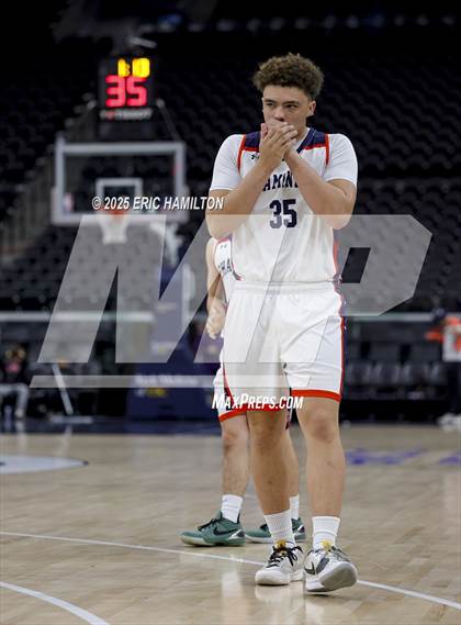 Thumbnail 2 in Loyola vs Chaminade (Trinity-Mission League Showcase) photogallery.