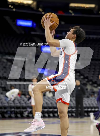 Thumbnail 2 in Loyola vs Chaminade (Trinity-Mission League Showcase) photogallery.