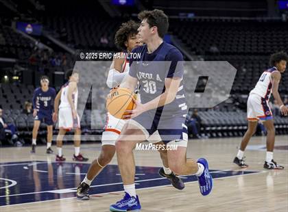 Thumbnail 2 in Loyola vs Chaminade (Trinity-Mission League Showcase) photogallery.