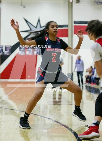 Thumbnail 2 in Brentwood School vs. Glendale (Glendale Thanksgiving Tournament-Final) photogallery.