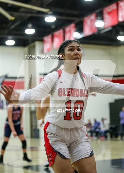 Thumbnail 3 in Brentwood School vs. Glendale (Glendale Thanksgiving Tournament-Final) photogallery.