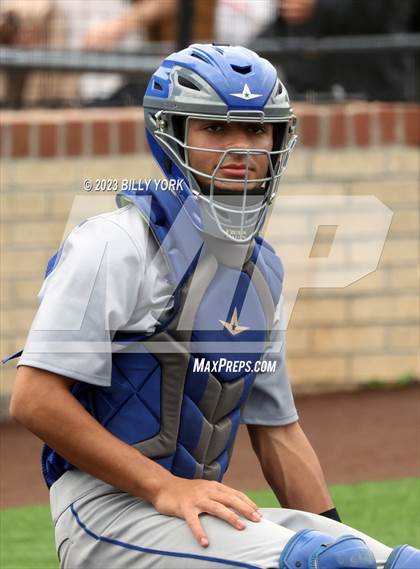 Thumbnail 2 in Grand Saline vs Wills Point photogallery.