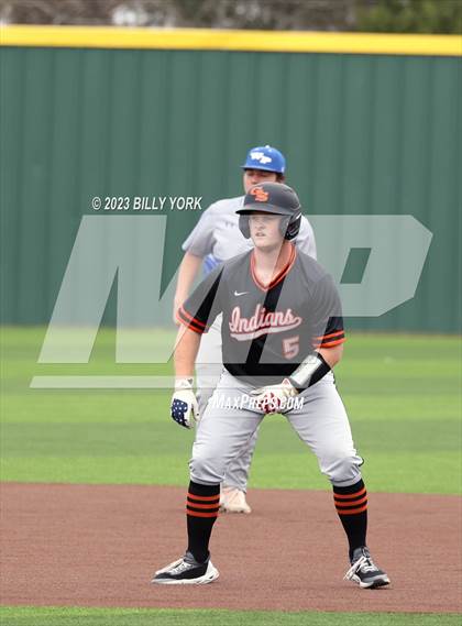 Thumbnail 2 in Grand Saline vs Wills Point photogallery.