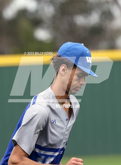 Thumbnail 3 in Grand Saline vs Wills Point photogallery.