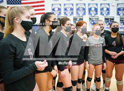 Thumbnail 1 in Notre Dame Prep vs. Salpointe Catholic (AIA 4A Final Awards) photogallery.