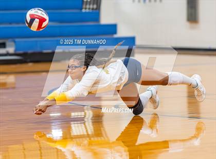 Thumbnail 1 in Duncanville vs Cypress Ranch (Volleypalooza) photogallery.