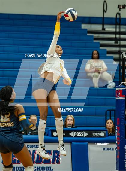 Thumbnail 1 in Duncanville vs Cypress Ranch (Volleypalooza) photogallery.