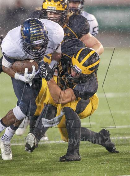 Thumbnail 1 in Elk Grove vs. Del Oro (CIF SJS D2 Final) photogallery.