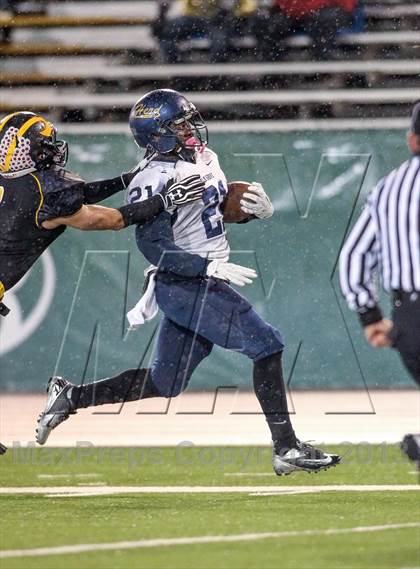 Thumbnail 3 in Elk Grove vs. Del Oro (CIF SJS D2 Final) photogallery.