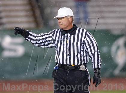 Thumbnail 2 in Elk Grove vs. Del Oro (CIF SJS D2 Final) photogallery.