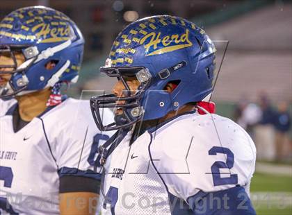 Thumbnail 1 in Elk Grove vs. Del Oro (CIF SJS D2 Final) photogallery.