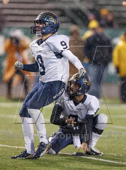 Thumbnail 3 in Elk Grove vs. Del Oro (CIF SJS D2 Final) photogallery.