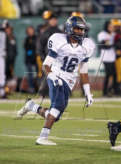 Thumbnail 3 in Elk Grove vs. Del Oro (CIF SJS D2 Final) photogallery.