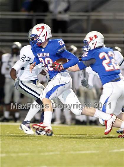 Thumbnail 1 in Paris vs. Henderson (3A Division 1 Region 2 Bi-District) photogallery.