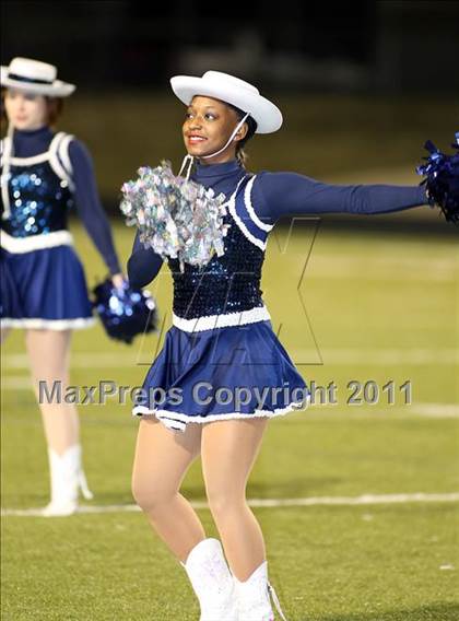 Thumbnail 2 in Paris vs. Henderson (3A Division 1 Region 2 Bi-District) photogallery.