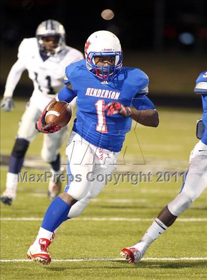 Thumbnail 2 in Paris vs. Henderson (3A Division 1 Region 2 Bi-District) photogallery.