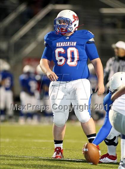 Thumbnail 3 in Paris vs. Henderson (3A Division 1 Region 2 Bi-District) photogallery.