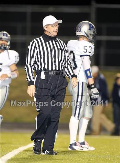 Thumbnail 3 in Paris vs. Henderson (3A Division 1 Region 2 Bi-District) photogallery.