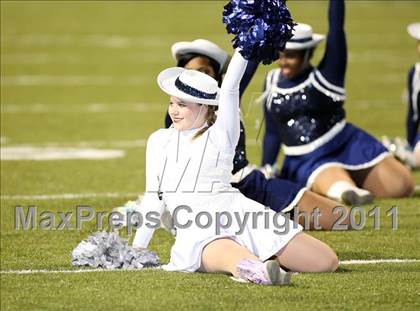 Thumbnail 3 in Paris vs. Henderson (3A Division 1 Region 2 Bi-District) photogallery.