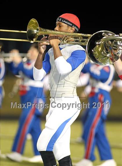 Thumbnail 1 in Paris vs. Henderson (3A Division 1 Region 2 Bi-District) photogallery.