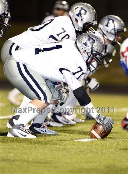 Thumbnail 1 in Paris vs. Henderson (3A Division 1 Region 2 Bi-District) photogallery.