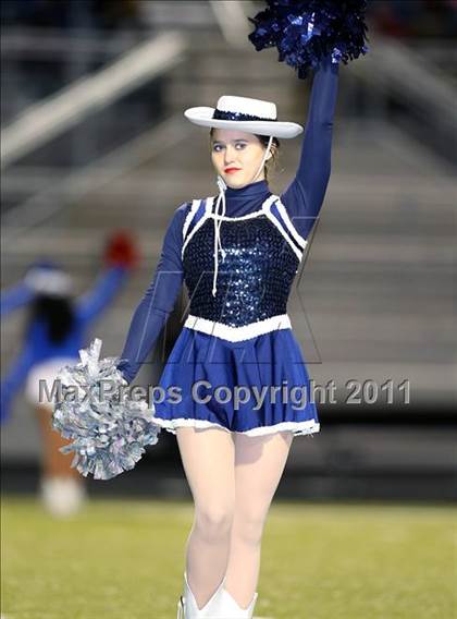 Thumbnail 2 in Paris vs. Henderson (3A Division 1 Region 2 Bi-District) photogallery.