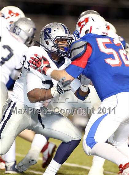 Thumbnail 3 in Paris vs. Henderson (3A Division 1 Region 2 Bi-District) photogallery.