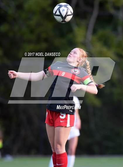 Thumbnail 3 in Branson vs Marin Academy (CIF NCS Semifinal Playoff) photogallery.