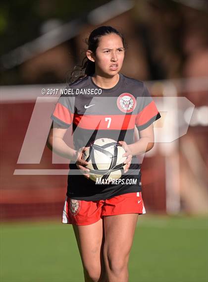 Thumbnail 1 in Branson vs Marin Academy (CIF NCS Semifinal Playoff) photogallery.