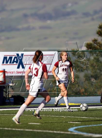 Thumbnail 2 in Sacred Heart Cathedral vs. Sacred Heart Prep (CIF CCS D3 Final) photogallery.