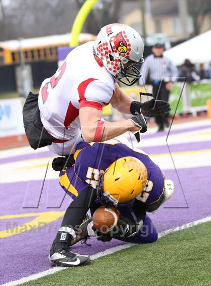 Thumbnail 3 in Adamsville vs. Trousdale County (TSSAA Division I Class 2A BlueCross Bowl) photogallery.