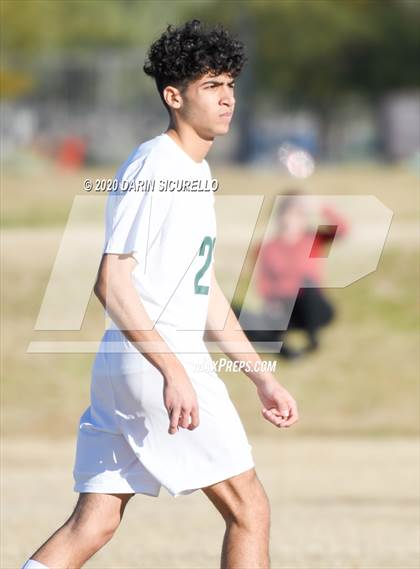Thumbnail 3 in Cactus vs. Arete Prep (Bohdie Larson Celebration Classic) photogallery.