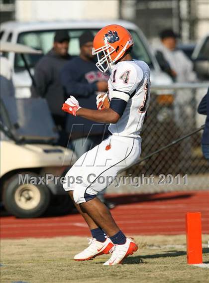 Thumbnail 2 in North Stafford vs. Phoebus (VHSL AAA Division 5 Semifinal) photogallery.