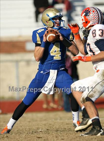 Thumbnail 2 in North Stafford vs. Phoebus (VHSL AAA Division 5 Semifinal) photogallery.