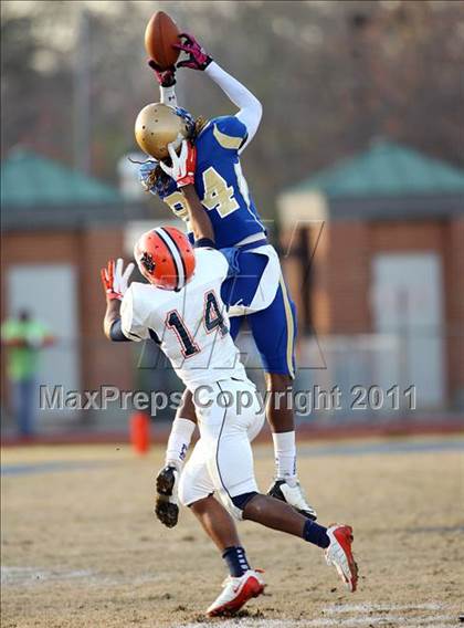 Thumbnail 2 in North Stafford vs. Phoebus (VHSL AAA Division 5 Semifinal) photogallery.